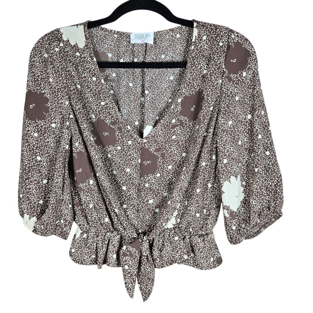 Sienna Sky Blouse Womens XS Brown White Floral Print Tie Waist Peplum V Neck Top